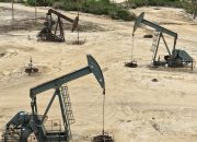 harga-minyak-melonjak-lagi-karena-perundingan-perdamaian-as-iran-terhenti