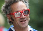 kami-menerjemahkan-manifesto-palantir-untuk-manusia-sebenarnya