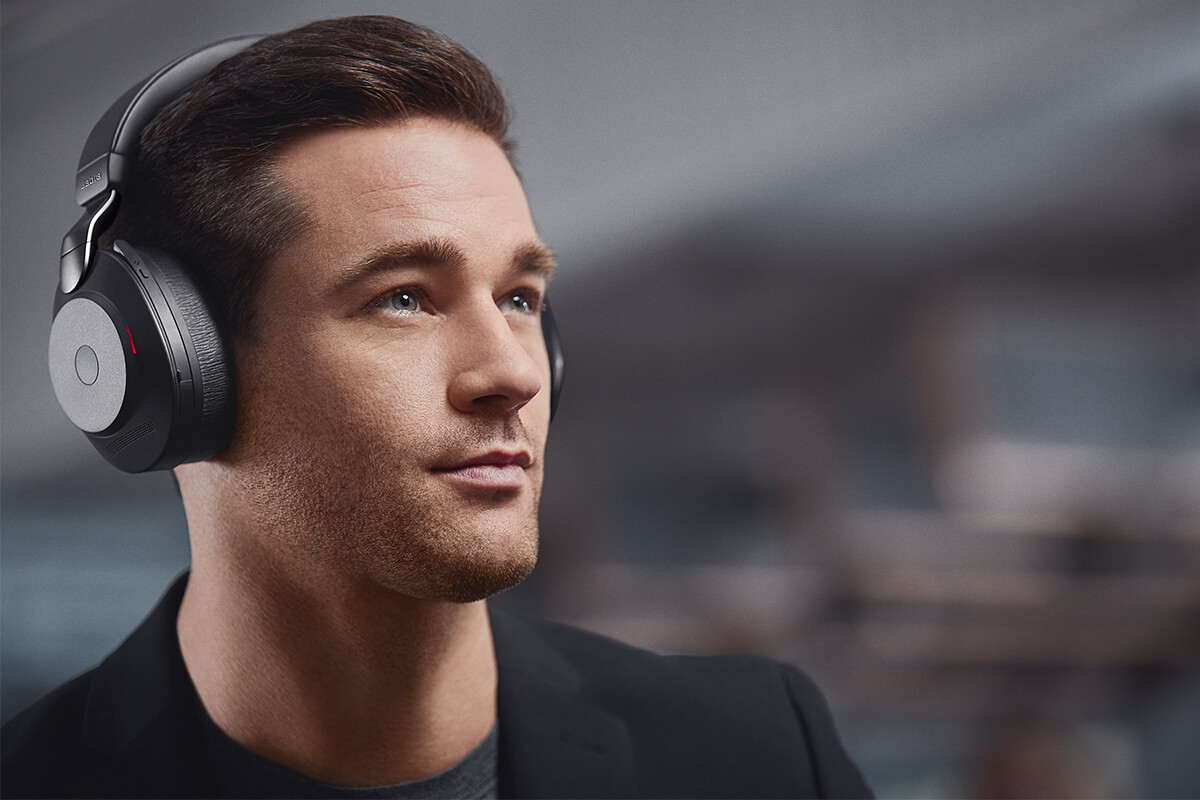 jabra-evolve3-85-dan-75-hadir-di-indonesia,-headset-ai-canggih-dengan-fitur-anc
