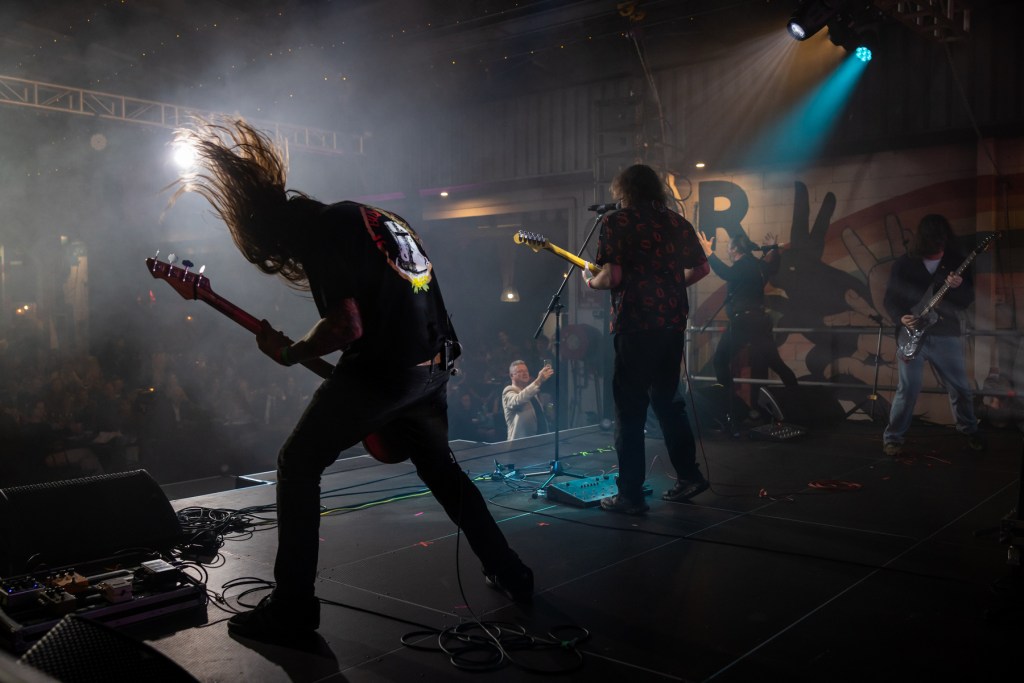 ball-park-music,-jem-cassar-daley-menang-besar-di-qma-2026