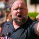 alex-jones-telah-mengungkap-konspirasi-besar-lainnya