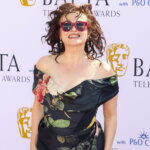 “helena-bonham-carter-keluar-dari-‘the-white-lotus’-musim-4-hanya-beberapa-hari-setelah-syuting”.
