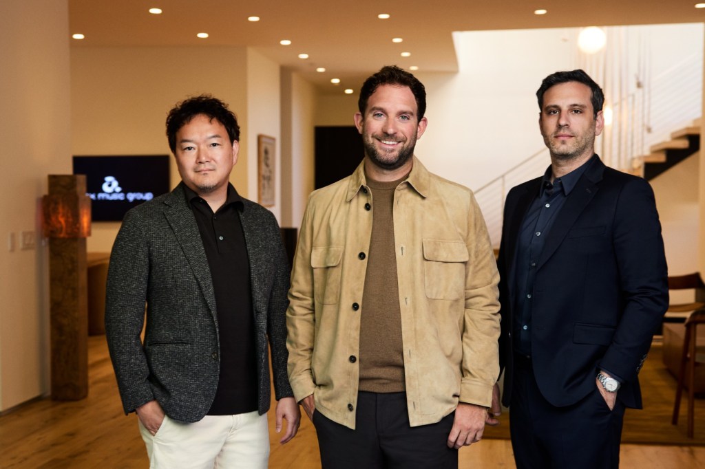 avex-music-group-meluncurkan-dana-katalog-penerbitan-$100-juta