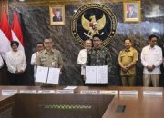 mendagri-tito-saksikan-kerja-sama-psel-danantara-dan-dki-jakarta