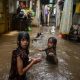 foto:-banjir-masih-rendam-18-rt-di-jakarta