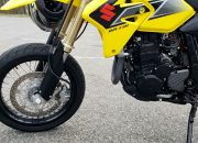 harga-suzuki-dr-z4sm-tembus-3-digit,-begini-spesifikasinya