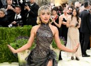 penampilan-musisi-di-met-gala-2026-yang-mana-favoritmu?-memilih!