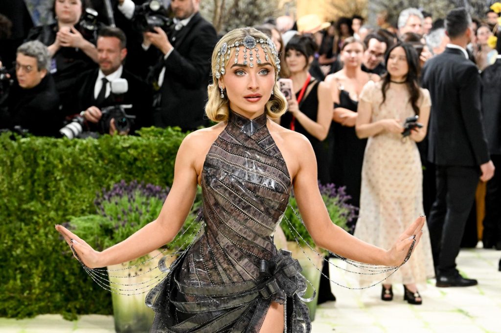 penampilan-musisi-di-met-gala-2026-yang-mana-favoritmu?-memilih!