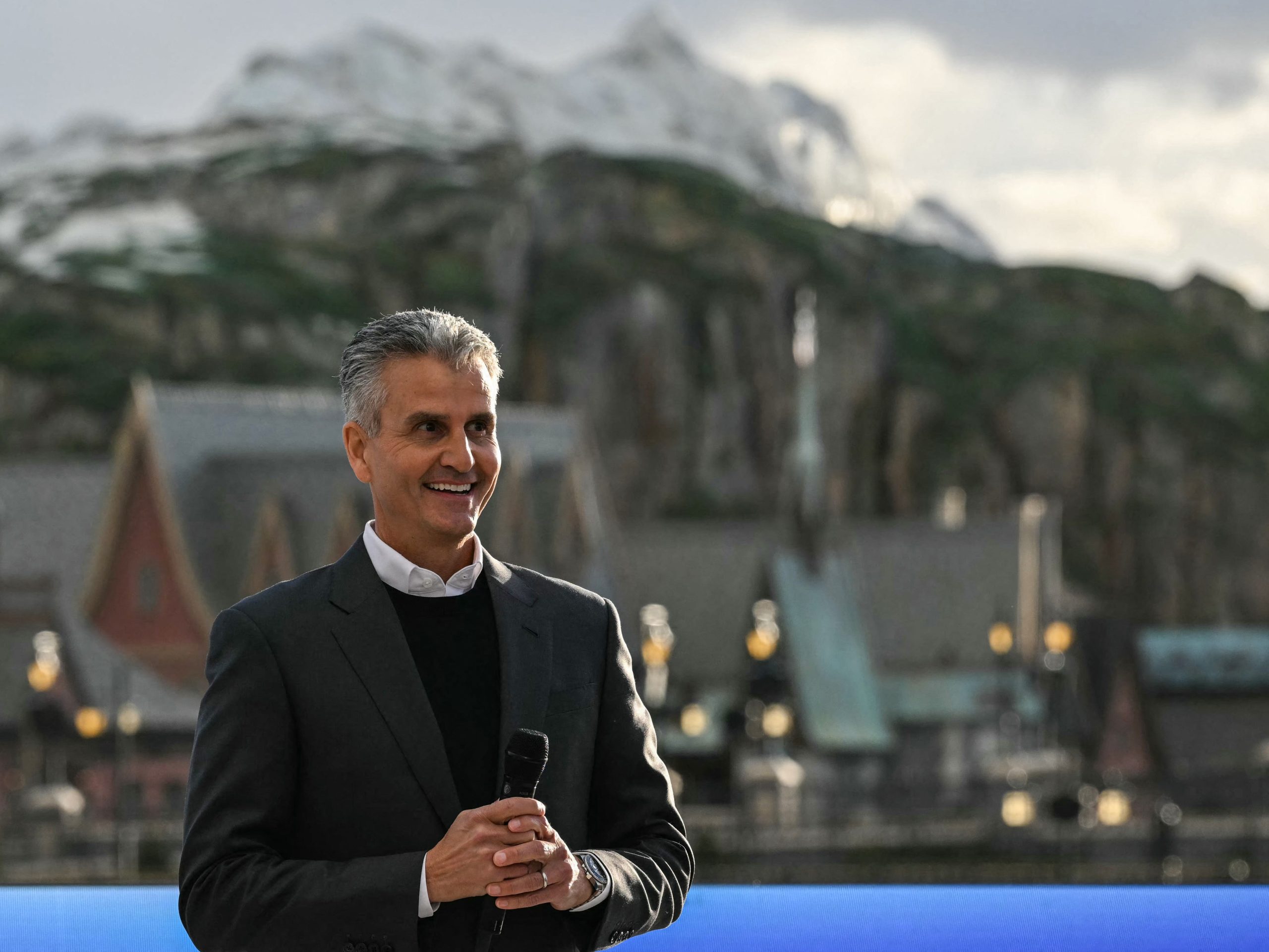 inilah-yang-dikatakan-ceo-disney-josh-d’amaro-kepada-karyawannya-setelah-melampaui-ekspektasi-pendapatan-wall-street
