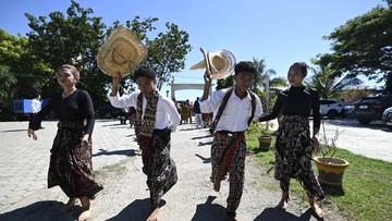 kemendikdasmen-revitalisasi-576-sekolah-di-ntt