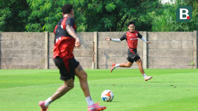 foto:-persija-matangkan-persiapan-jelang-duel-el-clasico-melawan-persib-di-bri-super-league