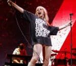 “haley-williams-mengumumkan-tur-‘the-hayley-williams-show’-2026”.