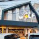 The Lone Wolf Cafe & Resto Medan: Cafe Baru dengan Konsep Unik dan Menu Menarik