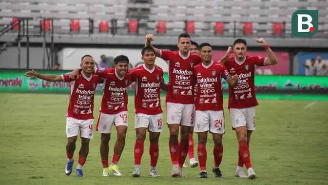 hasil-bri-super-league:-pyroshow-di-stadion-kapten-dipta,-bali-united-hantam-bhayangkara-fc-4-1
