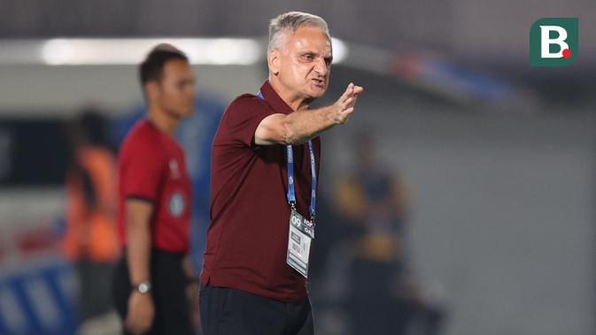 terinspirasi-kebangkitan-pss,-marian-mihail-tak-menyerah-meski-psbs-turun-kasta