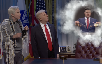 Hantu Jeffrey Epstein mengunjungi Trump di final musim SNL yang terbuka dingin