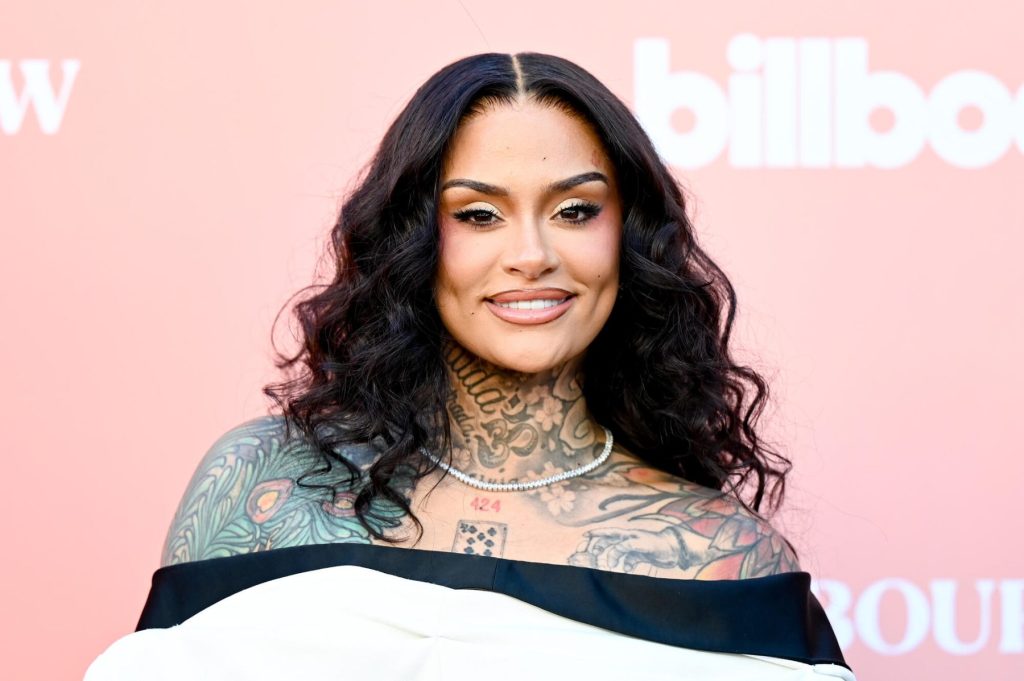 ‘folded’-kehlani-pecahkan-rekor-no.-1-di-mainstream-r&b/hip-hop-airplay-chart