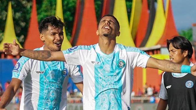 winger-psbs-luquinhas-buka-suara-soal-rumor-ke-pss:-klub-besar-dengan-suporter-luar-biasa!
