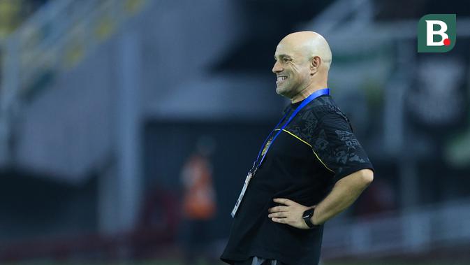 pelatih-persebaya-dukung-piala-presiden-2026,-tapi-keluhkan-jadwal-yang-terlalu-padat