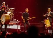 bruce-springsteen-menjaga-harapan-dan-impian-dalam-tur:-10-momen-terbaik-dari-cleveland