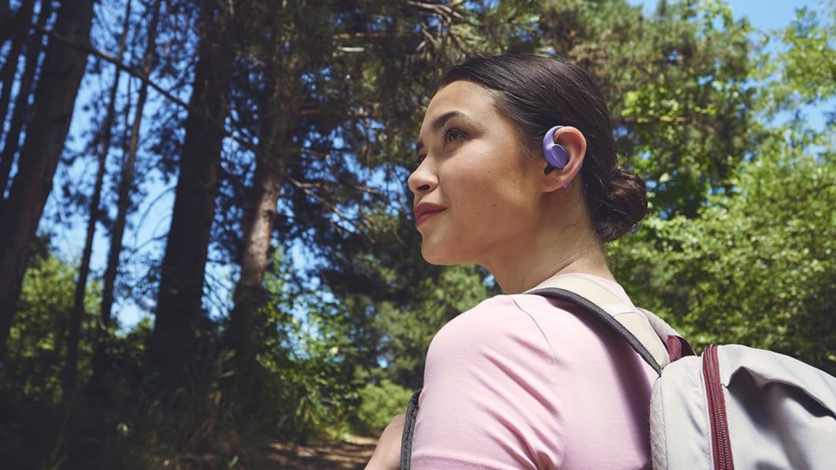 earbud-terbuka-baru-jbl-baru-saja-mendapat-diskon-pertama-untuk-hari-peringatan