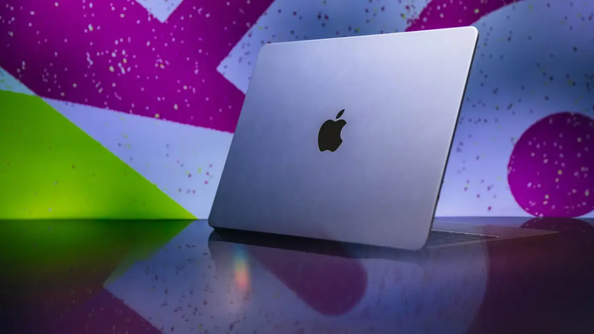 ya-ampun,-m5-macbook-air-akhirnya-turun-di-bawah-$900-untuk-memorial-day