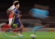 arsenal-gigit-jari-soal-perburuan-julian-alvarez