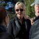 erin-brockovich-mengatakan-masyarakat-marah-karena-pusat-data-‘ditutupi’-secara-rahasia