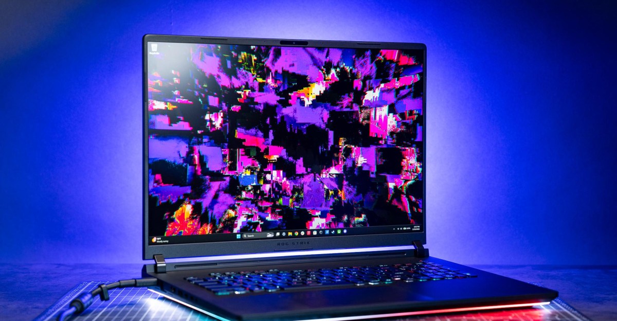 laptop-gaming-mewah-ini-dapat-merusak-layar-lain-untuk-anda