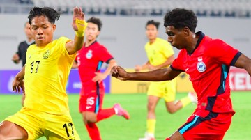 hasil-piala-aff-u-19:-1-gol-kontroversial,-malaysia-bantai-singapura