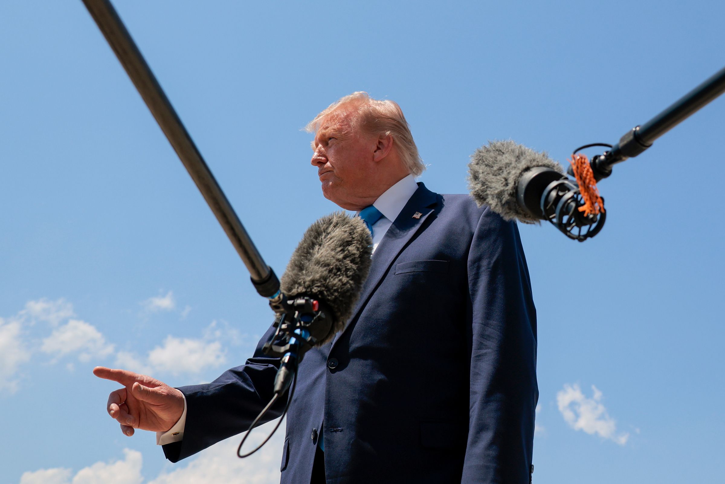 pemerintahan-trump-berperang-dengan-dirinya-sendiri-mengenai-regulasi-ai