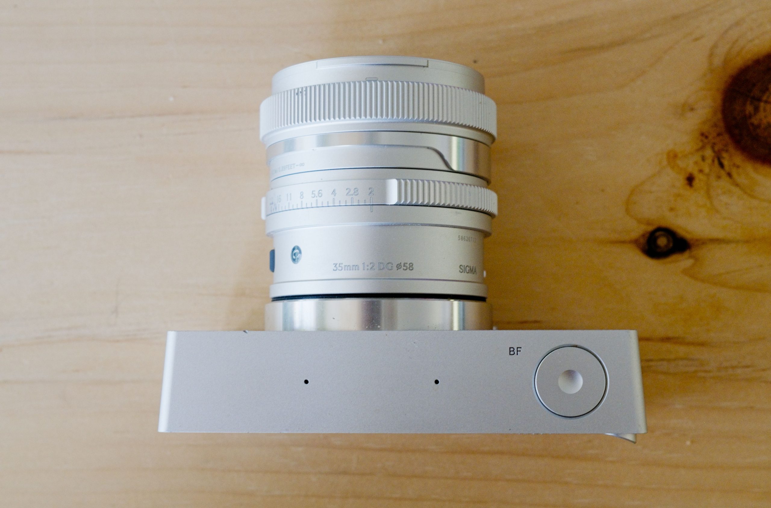 review-sigma-bf-(2026):-eksentrik-tapi-anehnya-menyenangkan