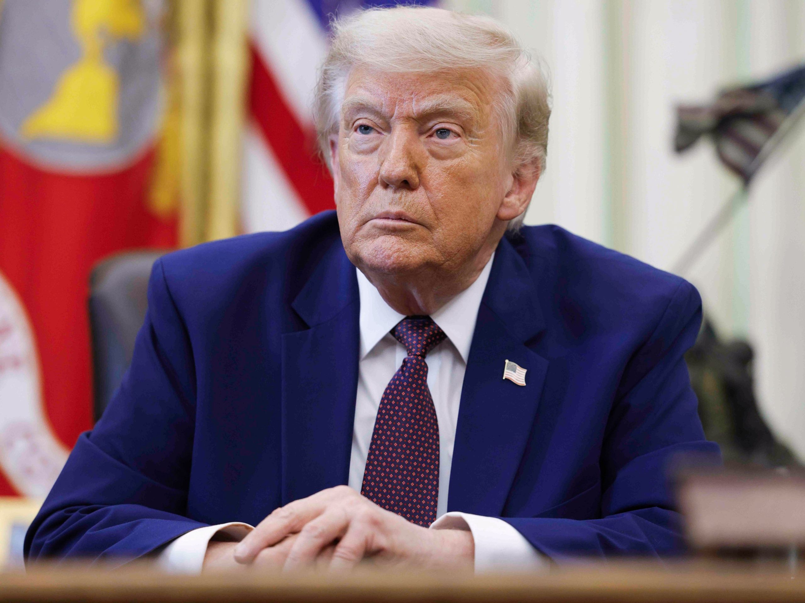 seorang-hakim-federal-memblokir-biaya-visa-trump-sebesar-$100.000-h-1b