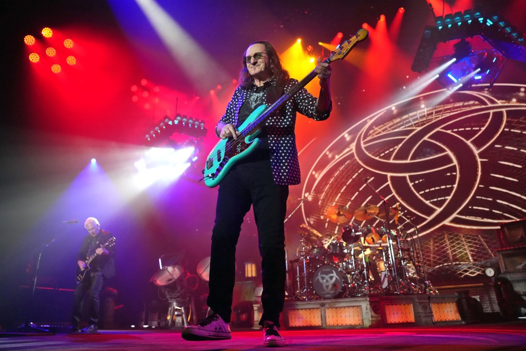 daftar-set-tur-fifty-something-tour-2026-rush:-setiap-lagu-dimainkan-di-pertunjukan-kedua