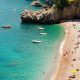 Pantai Italia Melarang Pengunjung Usia 10-65 Tahun Pakai Payung