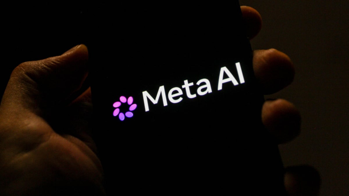 meta-menggunakan-postingan-facebook-publik-anda-untuk-pencarian-ai