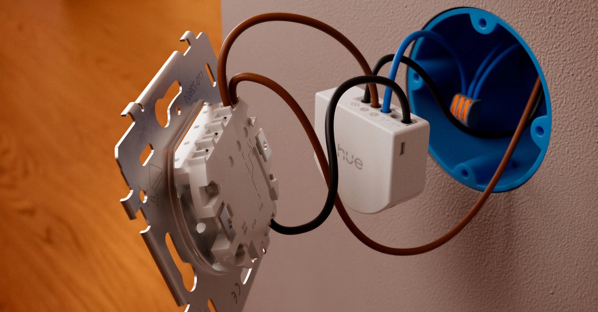 modul-dinding-berkabel-hue-menghadirkan-lampu-non-pintar-ke-dalam-ekosistemnya