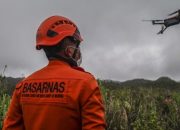 tim-sar-evakuasi-pendaki-gunung-kayu-satu-ambon-alami-hipotermia