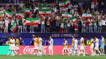 makna-mendalam-pin-emas-‘168’-yang-dipakai-para-pemain-timnas-iran