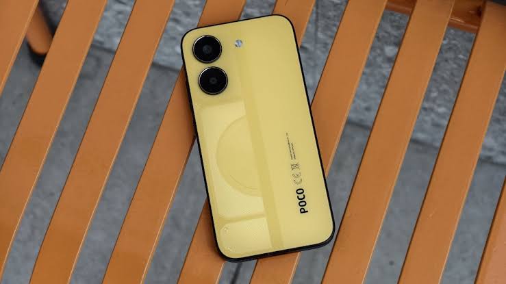 poco-x8-pro-yellow-resmi-di-indonesia,-bawa-dimensity-8500-ultra-dan-baterai-6500-mah