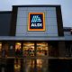hadiah-‘kotak-buta’-aldi-berupa-belanjaan-gratis-terjual-habis-dalam-hitungan-menit