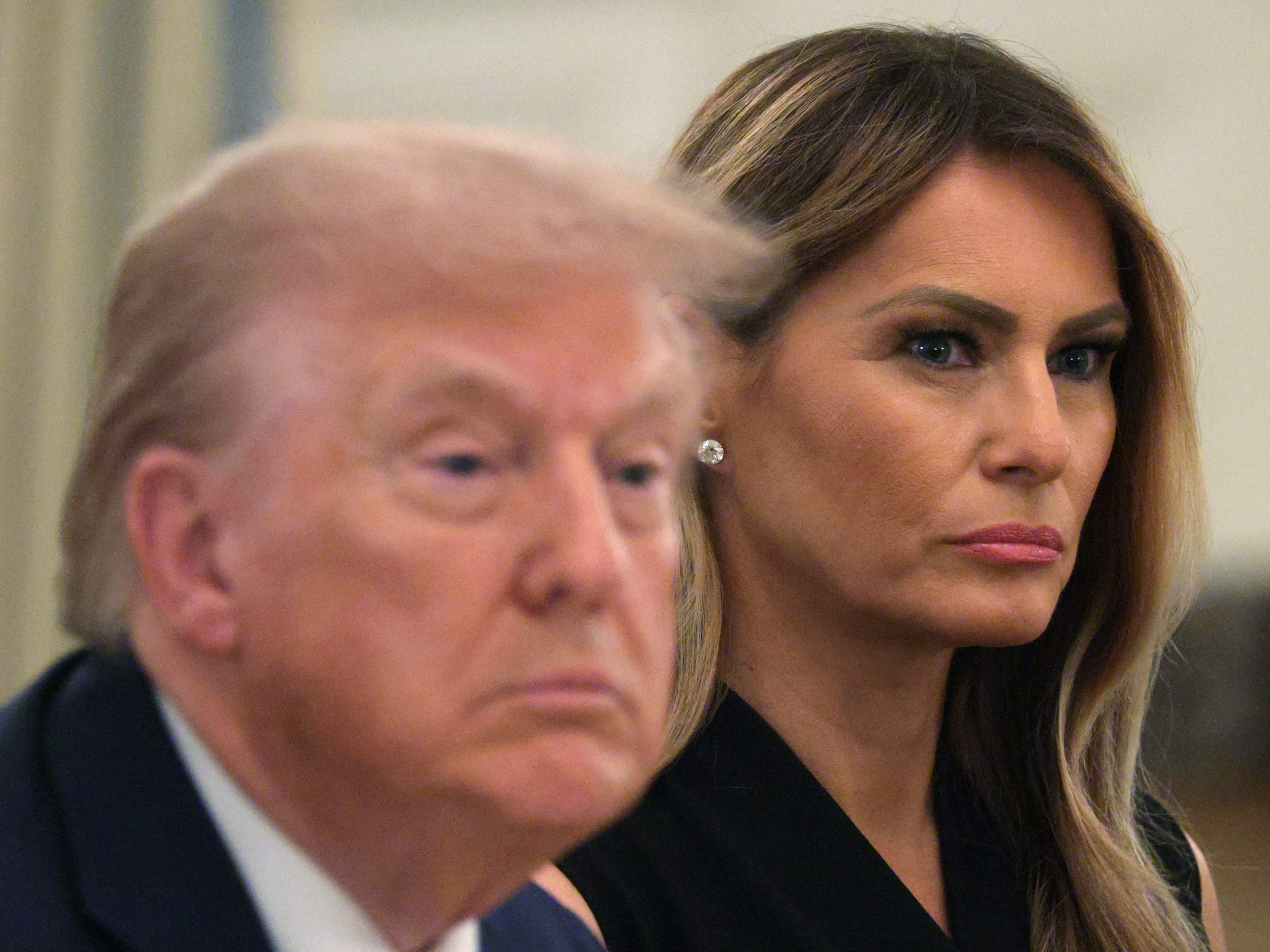 melania-trump-dan-donald-trump-berulang-kali-berselisih-paham-mengenai-renovasi-gedung-putih,-kata-buku-baru