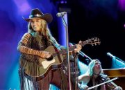 CMA Fest 2026: Begini Cara Menonton TV Musik Country Spesial Online Gratis