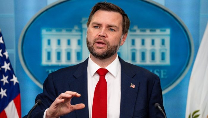 Wakil Presiden JD Vance Bercanda Diddy Adalah ‘Teolog Kristen Hebat’ Saat Mempromosikan Buku Baru