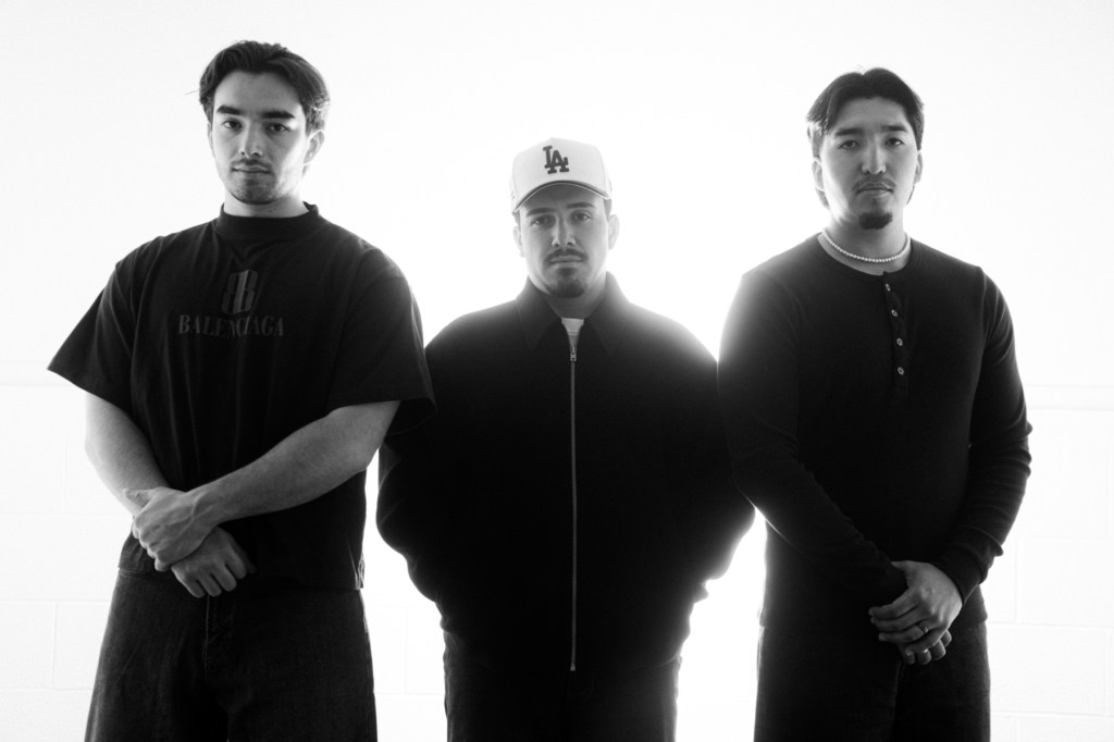 eslabon-armado-merinci-5-lagu-penting-dari-album-baru-‘nocturno’