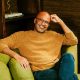 kai-wright-dari-the-guardian-menolak-membeli-ponsel-baru