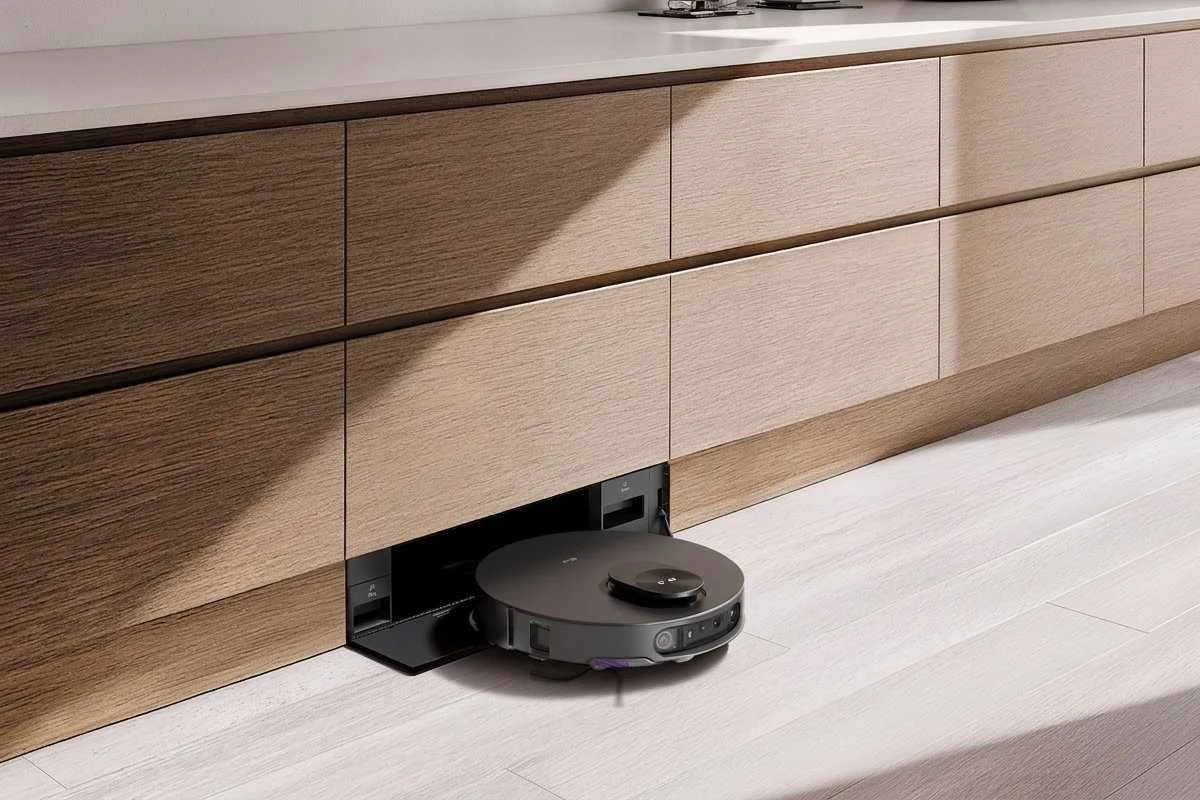 lg-rilis-robot-vacuum-hombot-ai-roni,-usung-teknologi-steam-100-derajat