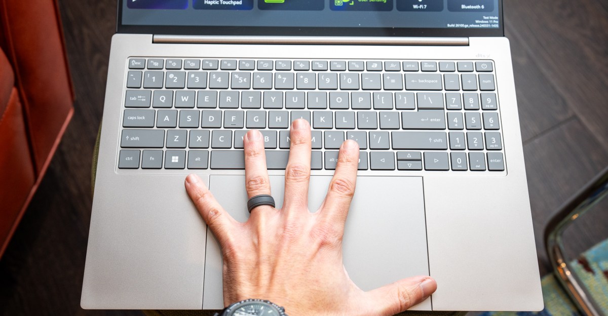 swift-go-16-dari-acer-adalah-laptop-yang-banyak-seharga-$900