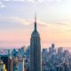 Pasangan Pemberani Ditangkap Setelah Mendaki Empire State Building Dengan Spanduk Perdamaian