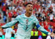 Sah, Ronaldo Jadi Manusia Tertua Cetak Gol di Fase Gugur Piala Dunia